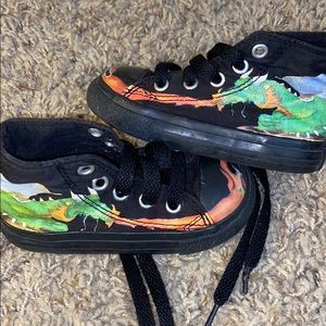 Dragon Converse for a Toddler